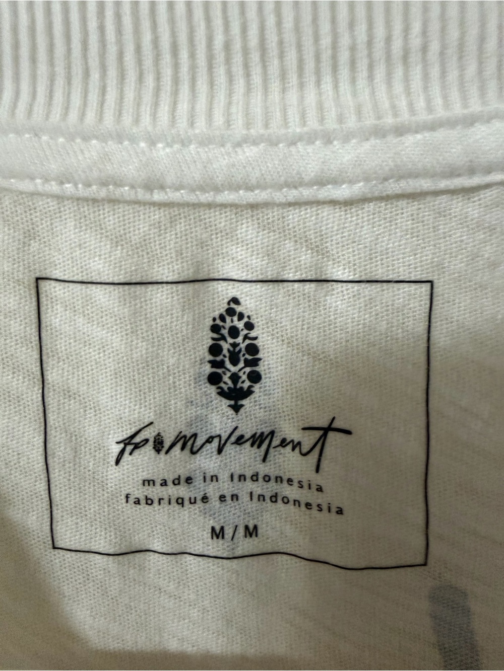 Free people movement tank - Picture 2 of 6